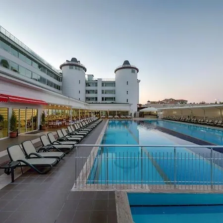 Palmet Kiris Resort